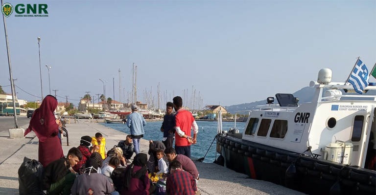GNR resgata migrantes na Grecia